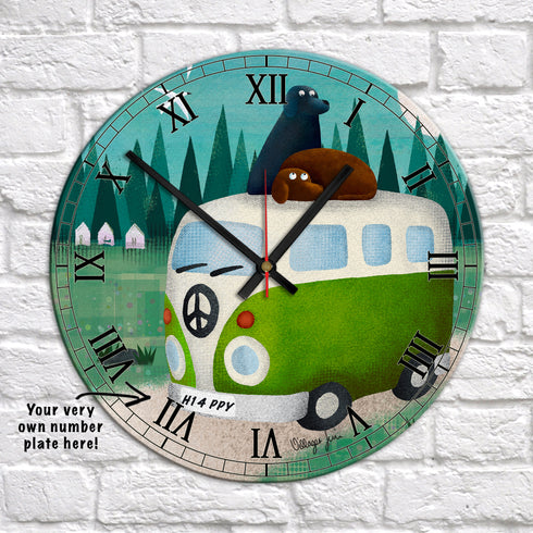 Labradorable Campervan Holiday Green - Camper Art Clock